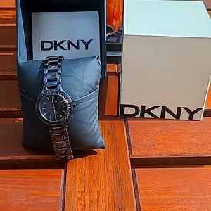 DKNY vintage watch